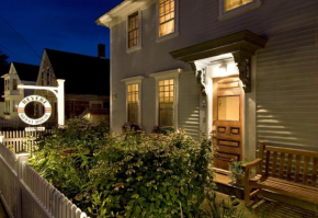 Гостиница Revere Guest House  Провинстаун